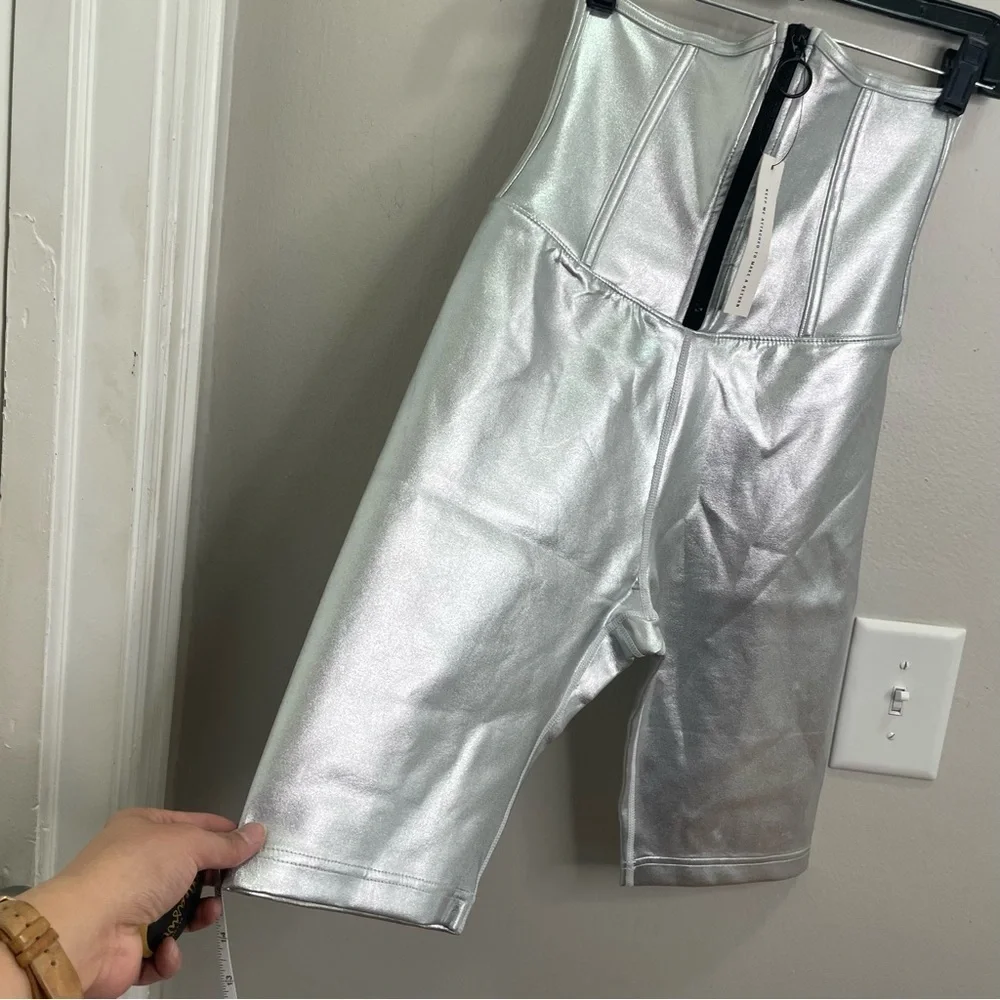 NWT  Silver Waist Trainer Biker Shorts - Small - Picture 5 of 7